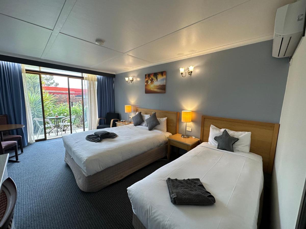 אראראט Statesman Motor Inn מראה חיצוני תמונה